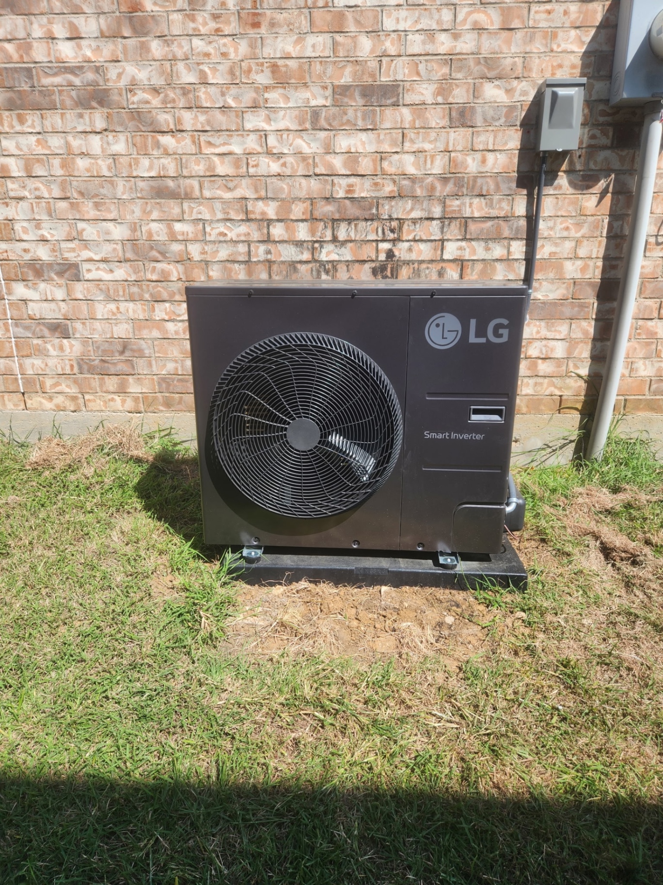 LG Smart Inverter condenser install